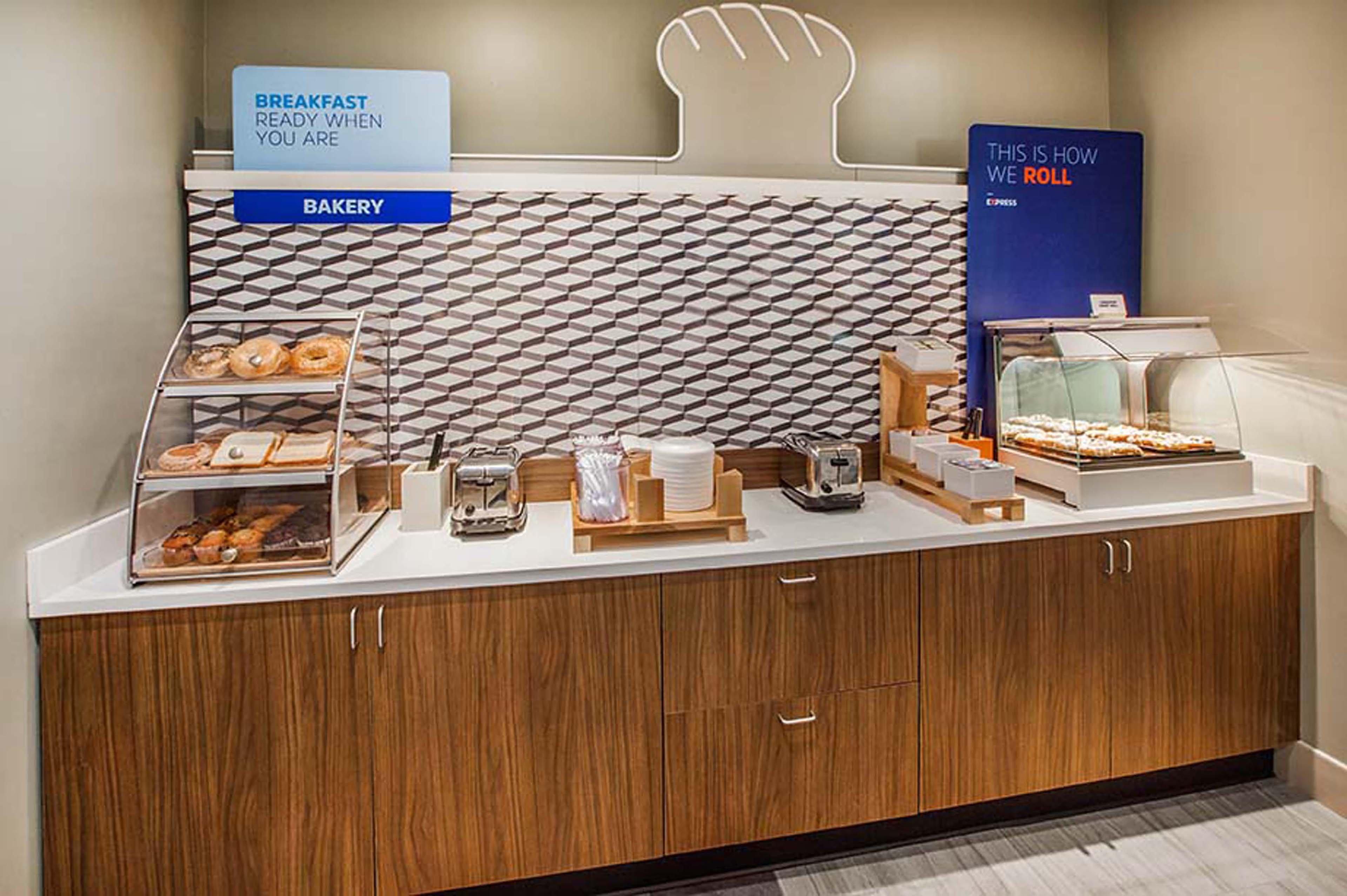 Holiday Inn Express & Suites - Rapid City - Rushmore South By Ihg Zewnętrze zdjęcie